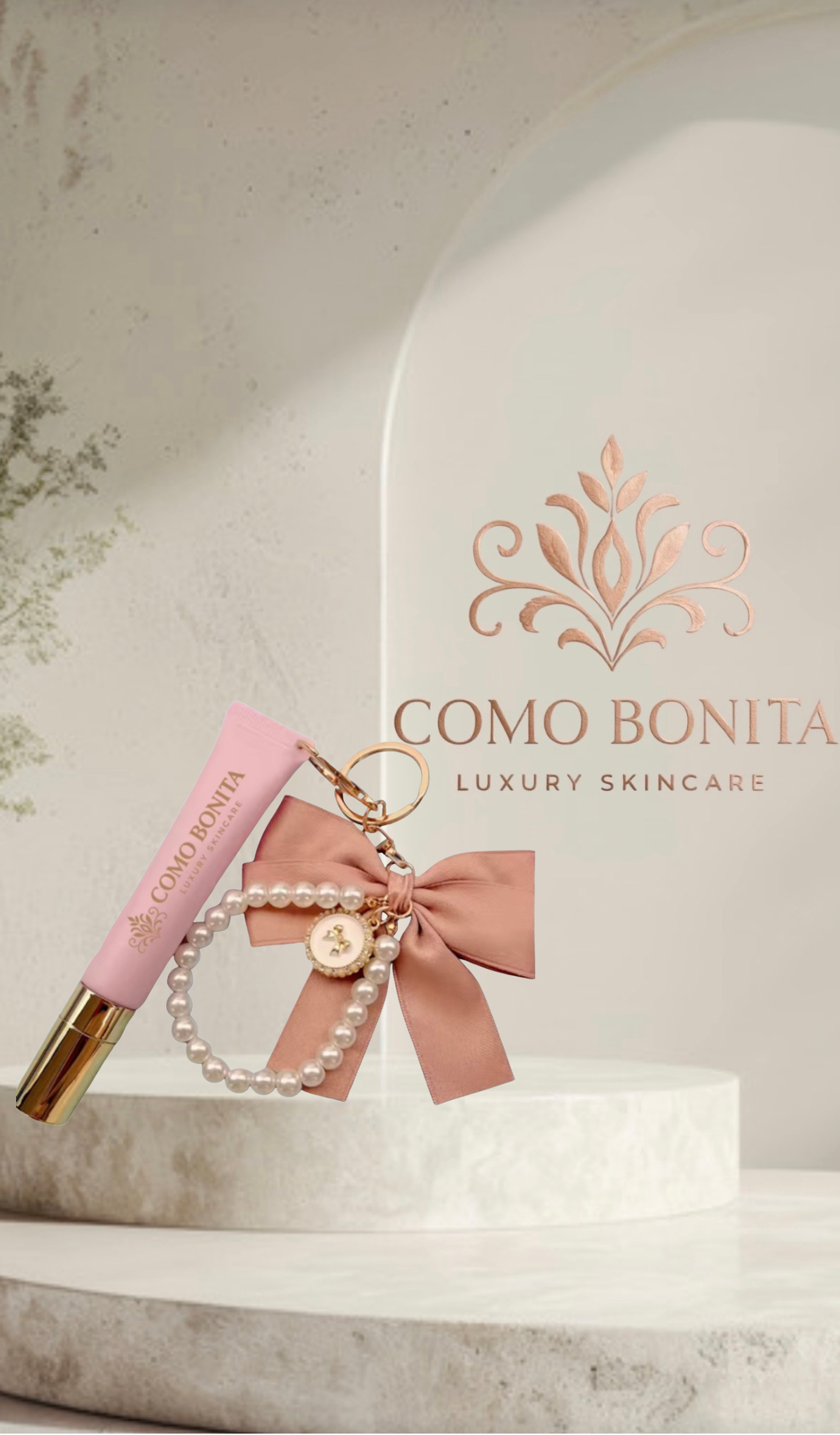 Como Bonita Pearl lip gloss key chain